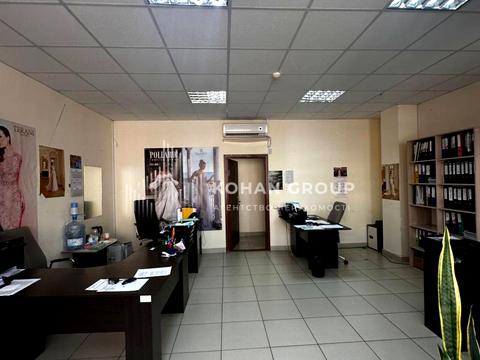 комерційна за адресою Зарічанська вул., 3/2
