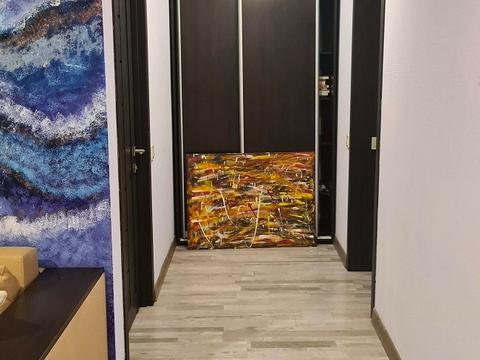 квартира по адресу Строителей ул., 12