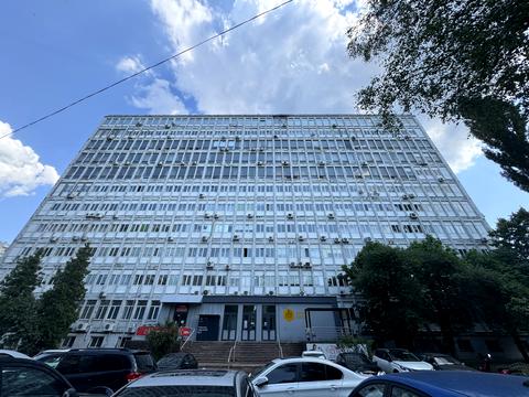комерційна за адресою Солом'янська вул., 5