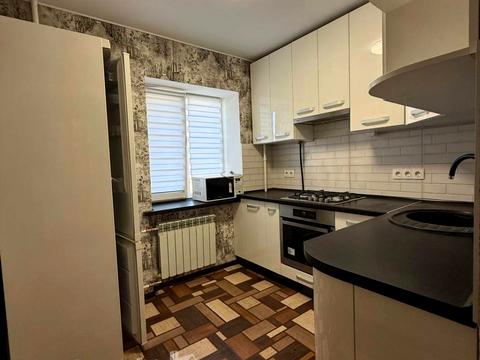 квартира за адресою Будівельників вул., 8