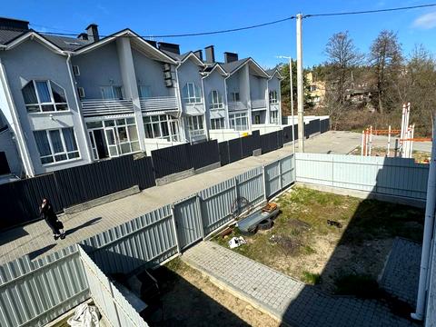 дом по адресу Свято-Покровская ул. (Ленина)