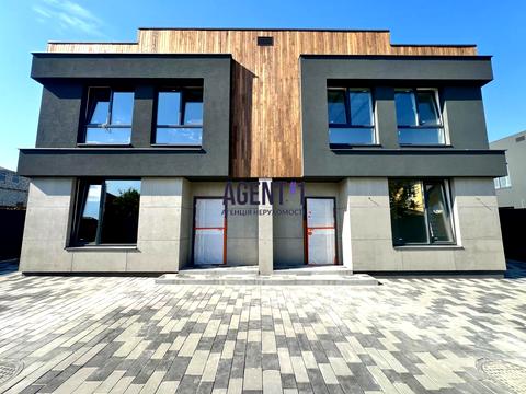 будинок за адресою Бульвар Дружби