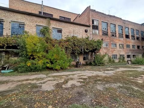 комерційна за адресою Миколи Краснова вул., 10