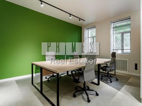 комерційна за адресою Богдана Хмельницького вул., 9