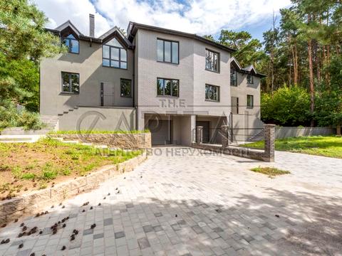 будинок за адресою Фастівський