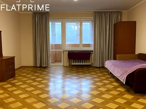 квартира за адресою Лабораторна вул., 14