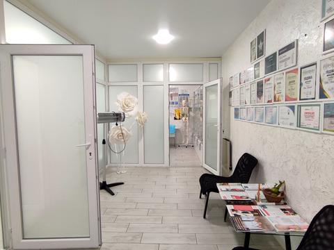 комерційна за адресою вул. Дворецька, 46