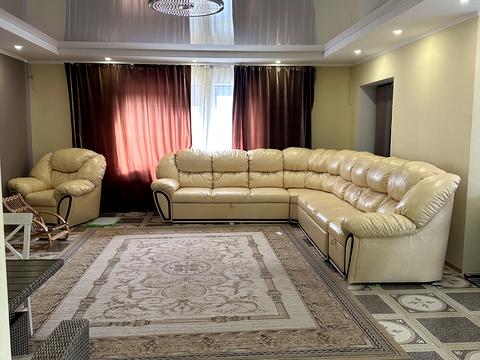 дом по адресу Центральна