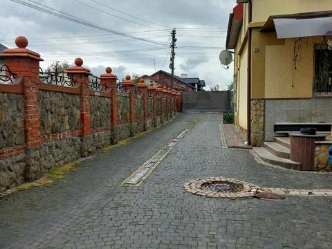 квартира за адресою Максима Рильского, 1