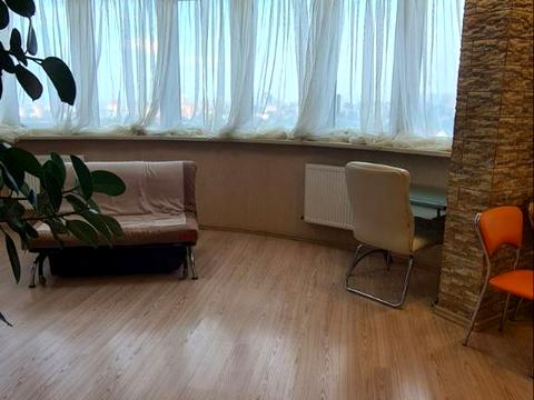 квартира за адресою Сергія Подолинського вул. (Благоєва), 7