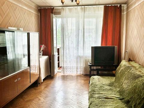 квартира за адресою Мілютенка вул., 40/16