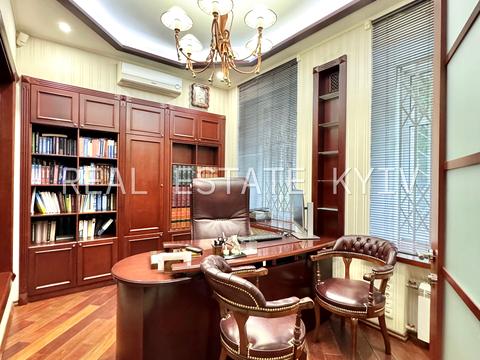 комерційна за адресою В'ячеслава Липинського вул. (Чапаєва), 9