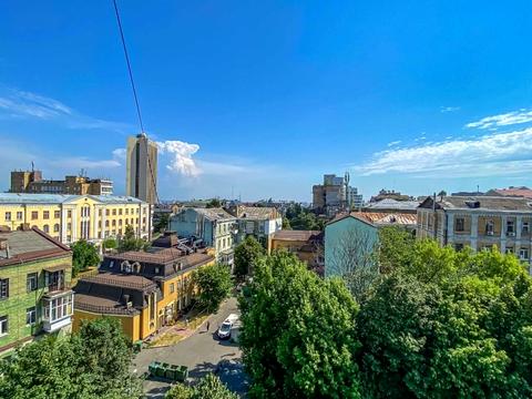 квартира за адресою Бульварно-Кудрявська вул. (Воровського), 7-Б