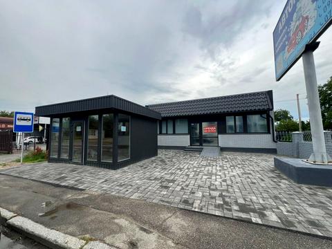 комерційна за адресою Симона Петлюри вул. (Черняховського), 12