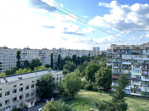 квартира по адресу Ореста Левицкого ул. (Академіка Курчатова), 11/32