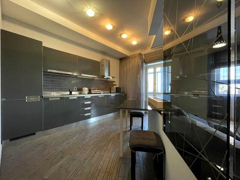 квартира за адресою Шота Руставелі вул., 44