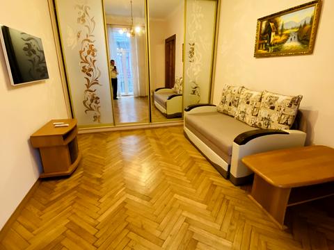 квартира по адресу Поповича ул., 17