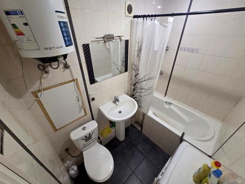 квартира за адресою Академіка Янгеля вул., 10
