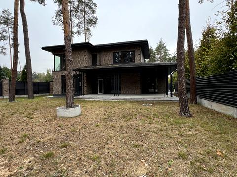 будинок за адресою Грибоєдова вул., 1
