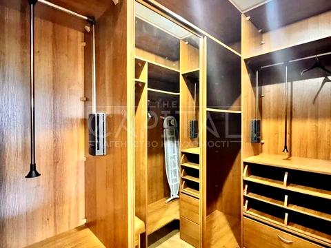 будинок за адресою Крутогірна вул., 52