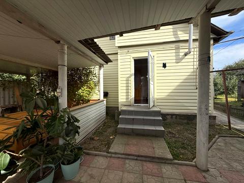 будинок за адресою кооперативна, 7