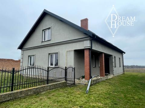 будинок за адресою с. Ласків, Молодіжна