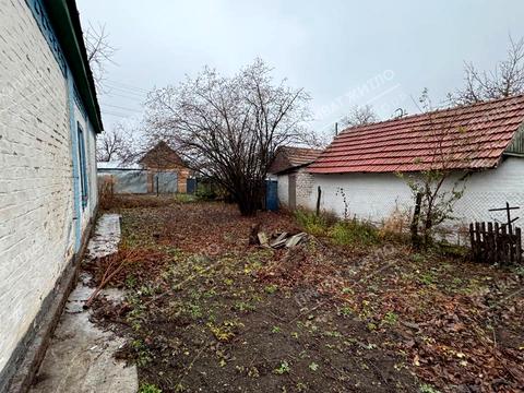 будинок за адресою Центральна, 1