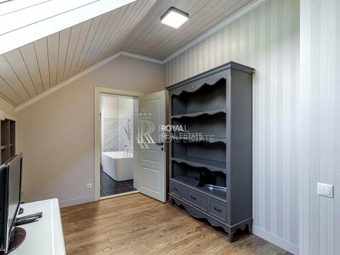 будинок за адресою генерала ватутіна