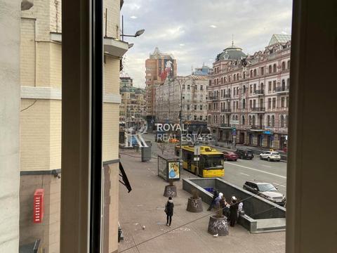 комерційна за адресою Велика Васильківська вул. (Червоноармійська), 18