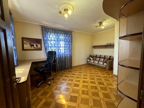будинок за адресою Орхідейна, 56