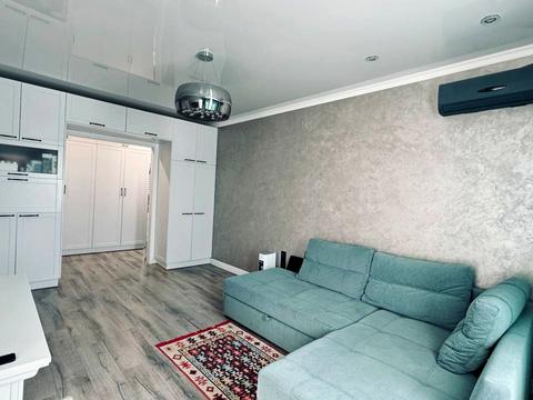 квартира за адресою Вечірній бульв., 18