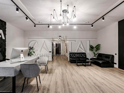 коммерческая по адресу Кловский спуск, 7