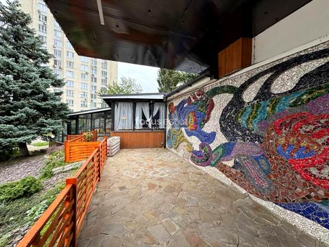 коммерческая по адресу Академика Глушкова просп., 11