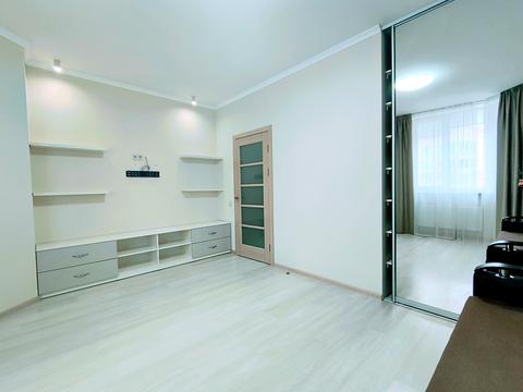 квартира за адресою Академіка Амосова вул., 63