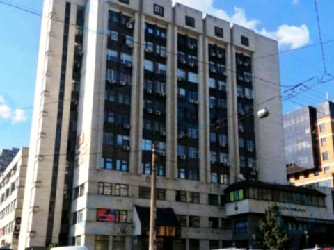 комерційна за адресою Дмитрівська вул., 18