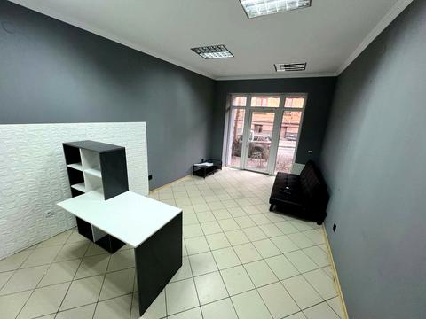 коммерческая по адресу Коцюбинского ул., 10