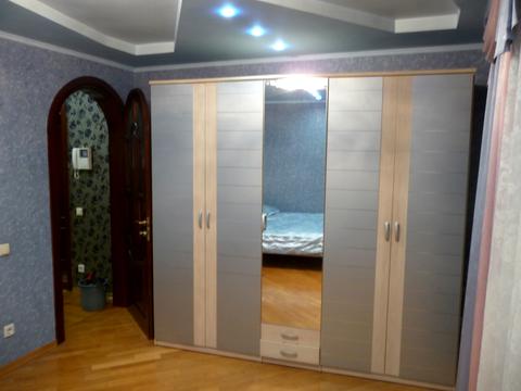 квартира за адресою Богатирська вул., 6/1