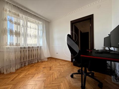 квартира за адресою Червоної Калини просп., 93