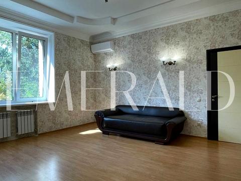 квартира за адресою Митрофана Довнар-Запольського вул., 4