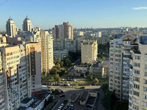 квартира по адресу Владимира Ивасюка просп. (Героїв Сталінграду), 24