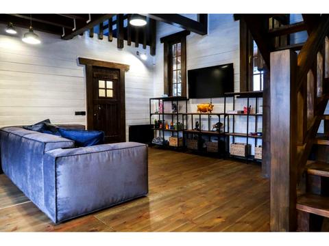 будинок за адресою Вишнева