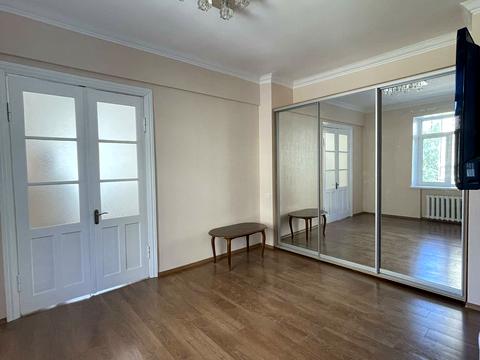 квартира за адресою мономаха, 10