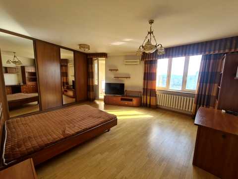 квартира за адресою Голосіївський просп. (40-річчя Жовтня), 68