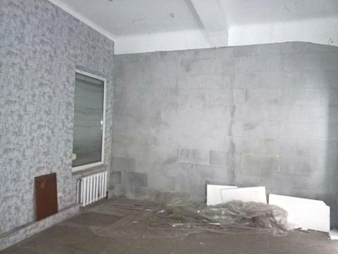коммерческая по адресу Евгения Коновальца ул., 104а