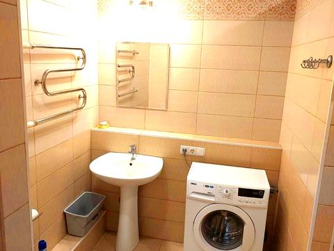 квартира за адресою Ревуцького вул., 7-В