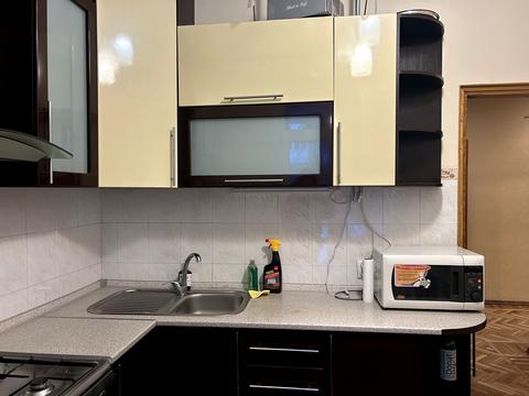 квартира за адресою Небесної сотні, 12