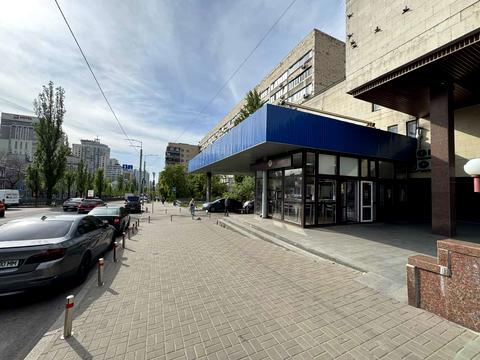 коммерческая по адресу Тараса Шевченко бульв., 38