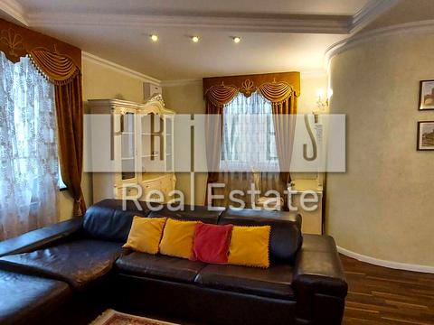 будинок за адресою Енергетиків вул.