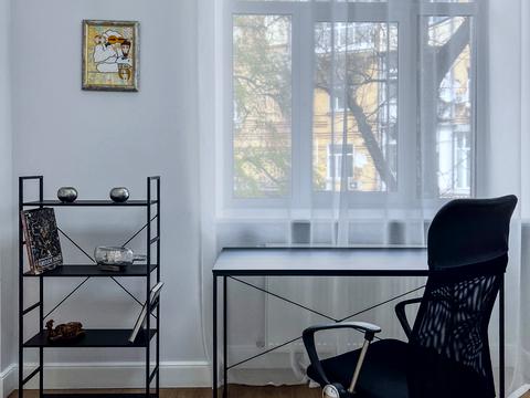 квартира за адресою Богдана Ступки вул. (Станіславського), 3