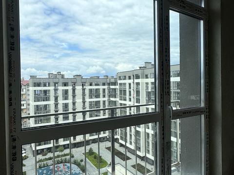 квартира за адресою Олександра Довженка вул., 5